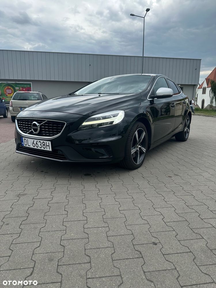 Volvo V40 T3 Drive-E R-Design Momentum - 9