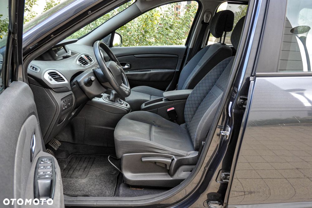 Renault Scenic - 7