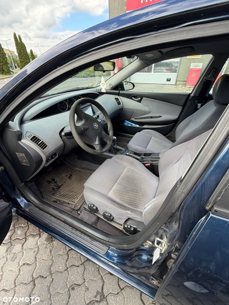 Nissan Primera 1.8 Visia - 8