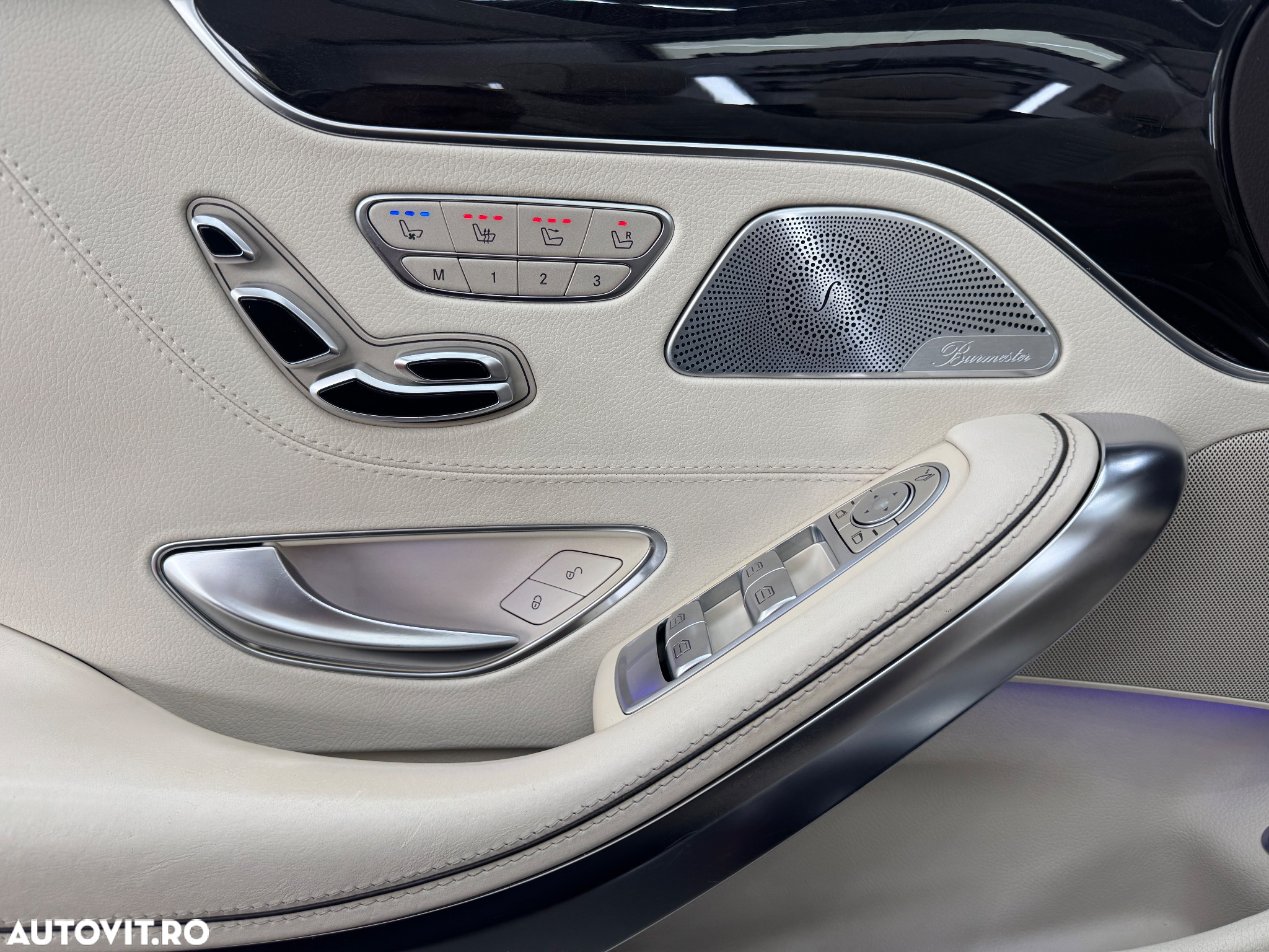 Mercedes-Benz S 500 Cabrio Aut - 11