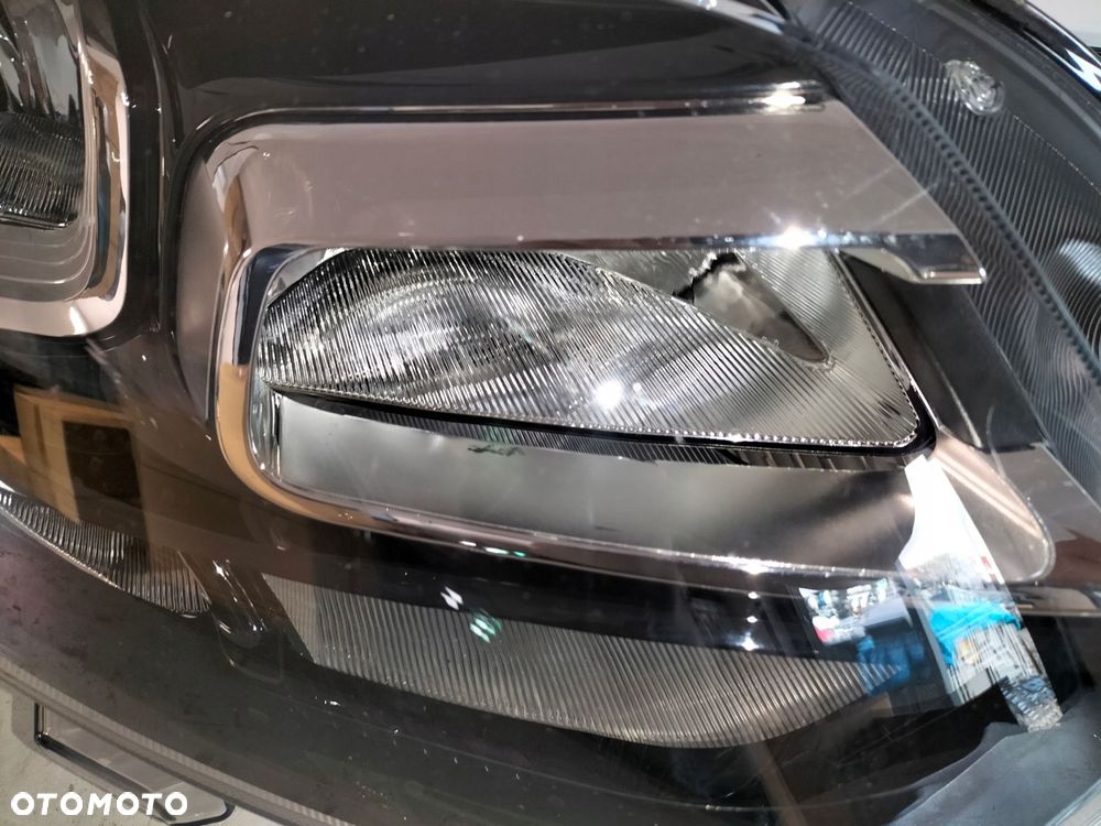 lampa przednia reflektor prawa citroen jumpy iii 16- zafira d 19- vivaro c - 4