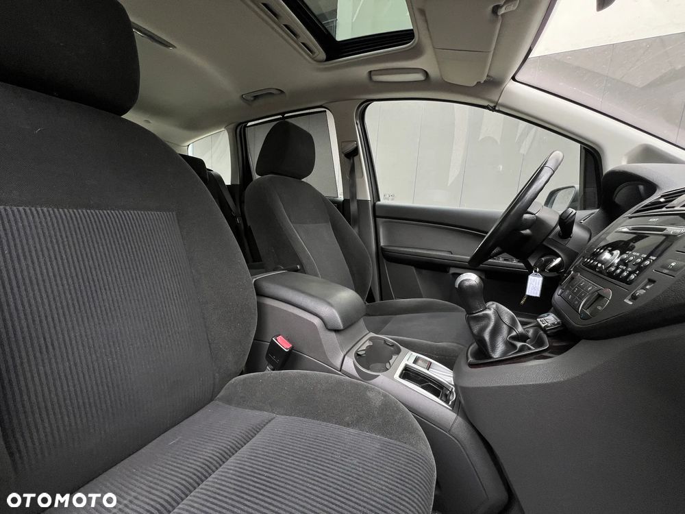 Ford C-MAX - 12
