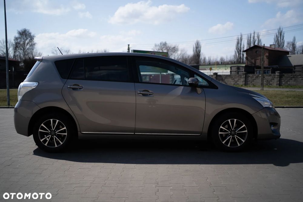 Toyota Verso 1.6 D-4D 5-Sitzer Start/Stop Skyview Edition - 5