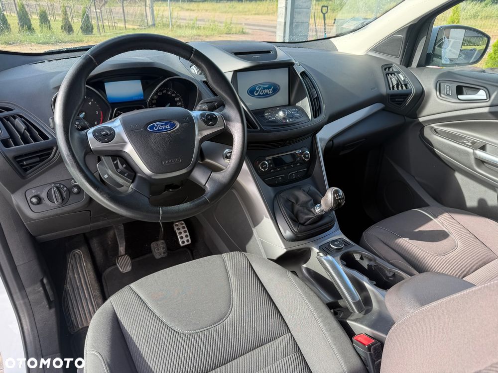 Ford Kuga - 15