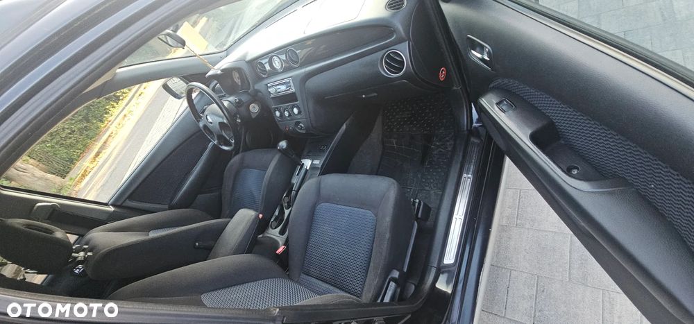 Mitsubishi Outlander - 9