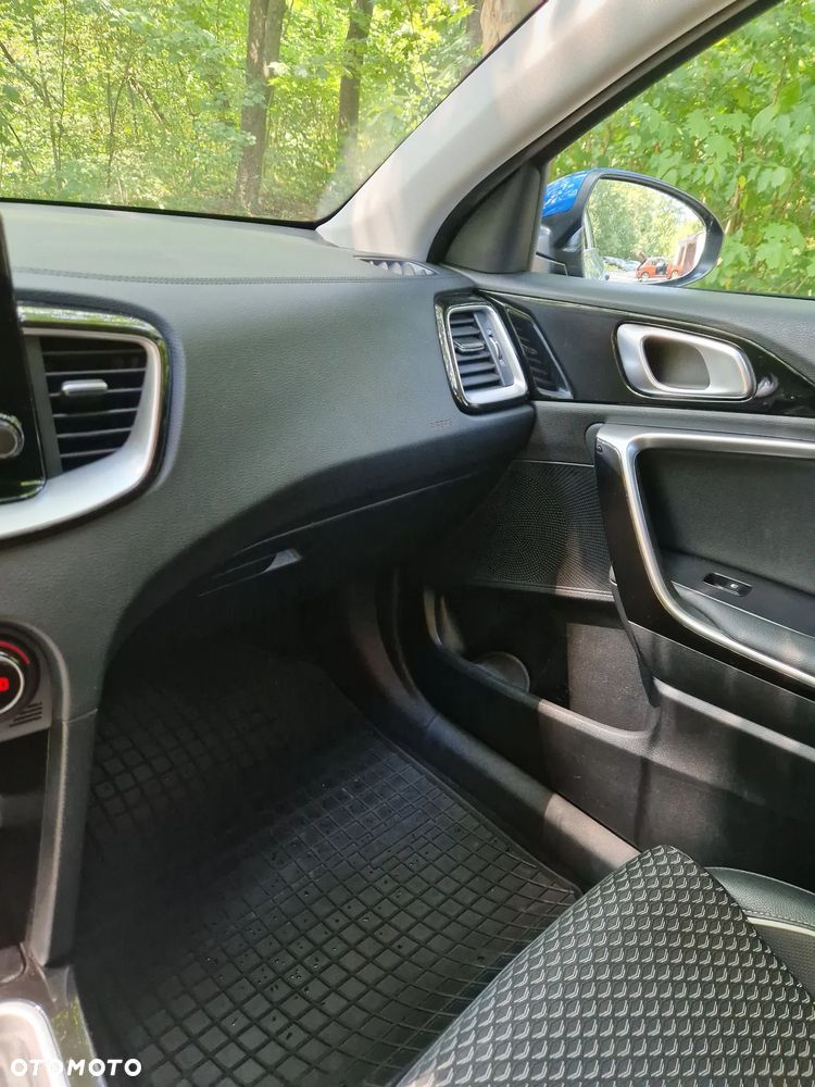 Kia Ceed 1.5 T-GDI L - 19
