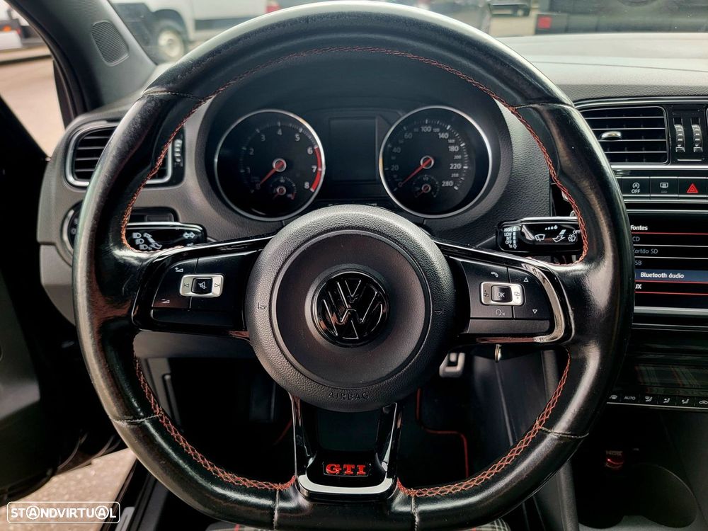VW Polo 1.8 TSi GTi - 15