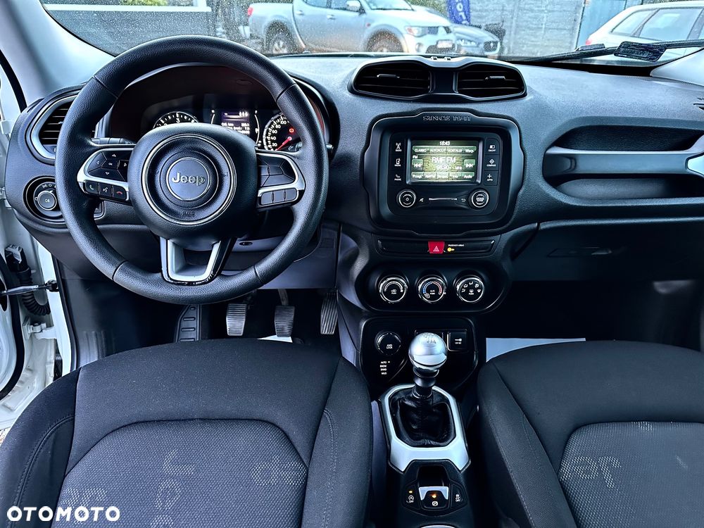 Jeep Renegade - 12