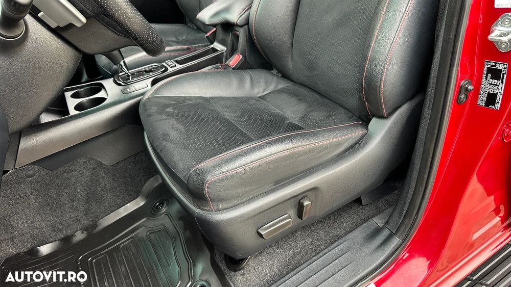 Toyota Hilux 2.8D 204CP 4x4 Double Cab AT GR Sport II - 20