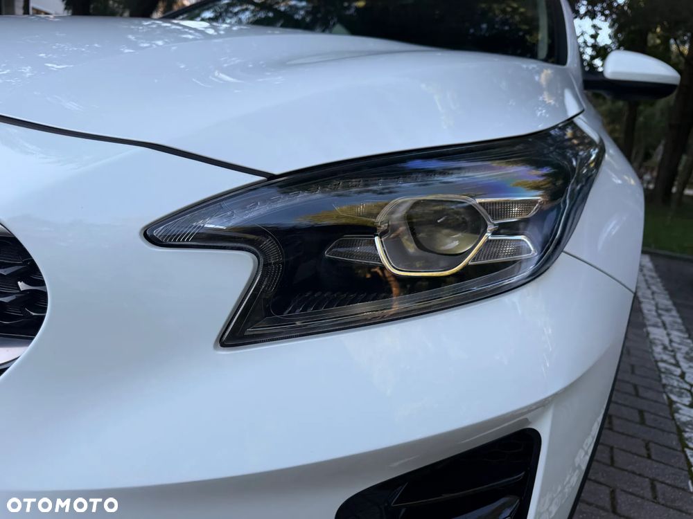 Kia XCeed 1.5 T-GDI OPF JBL Sound Edition - 27