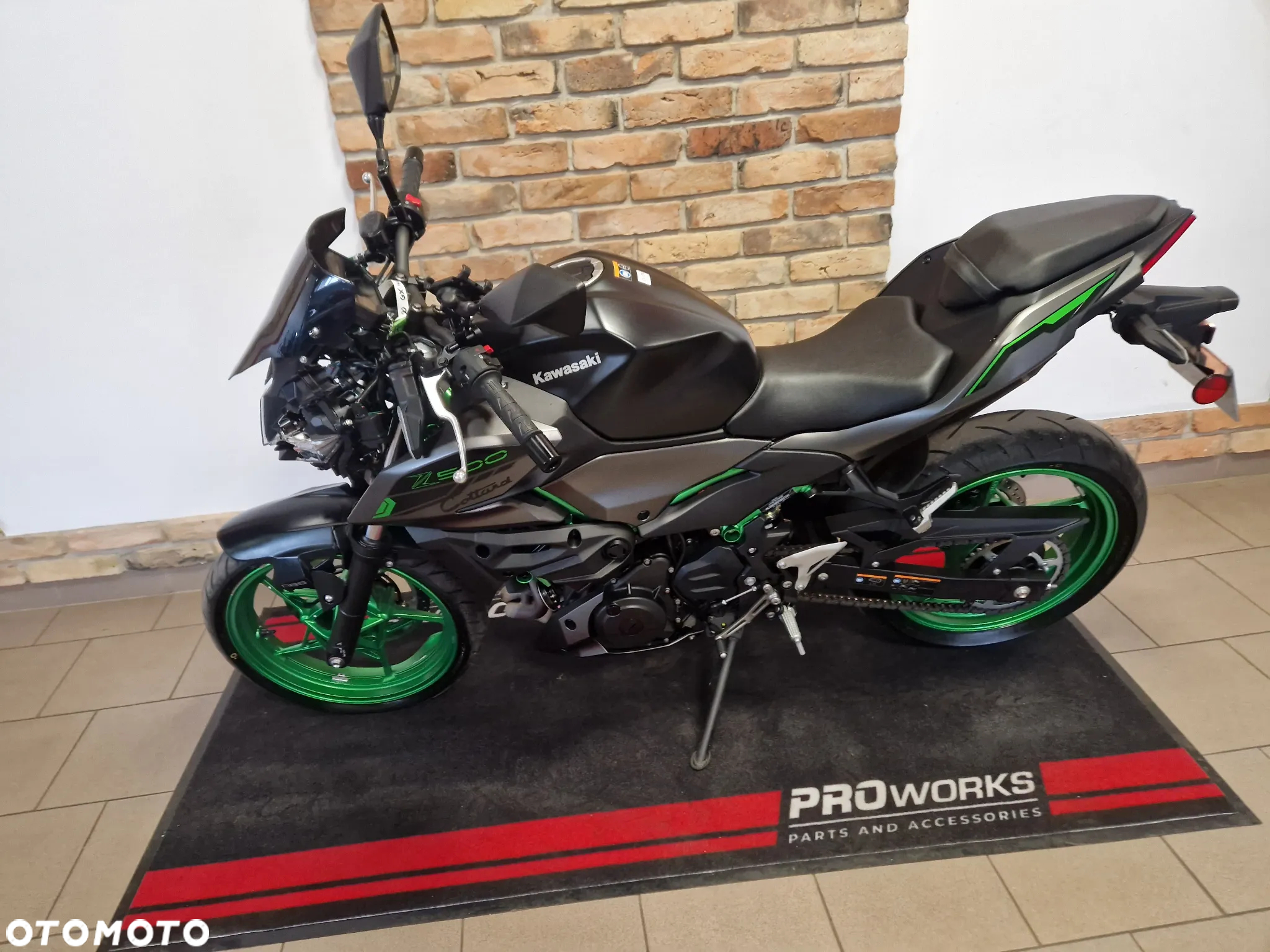 Kawasaki Z - 5