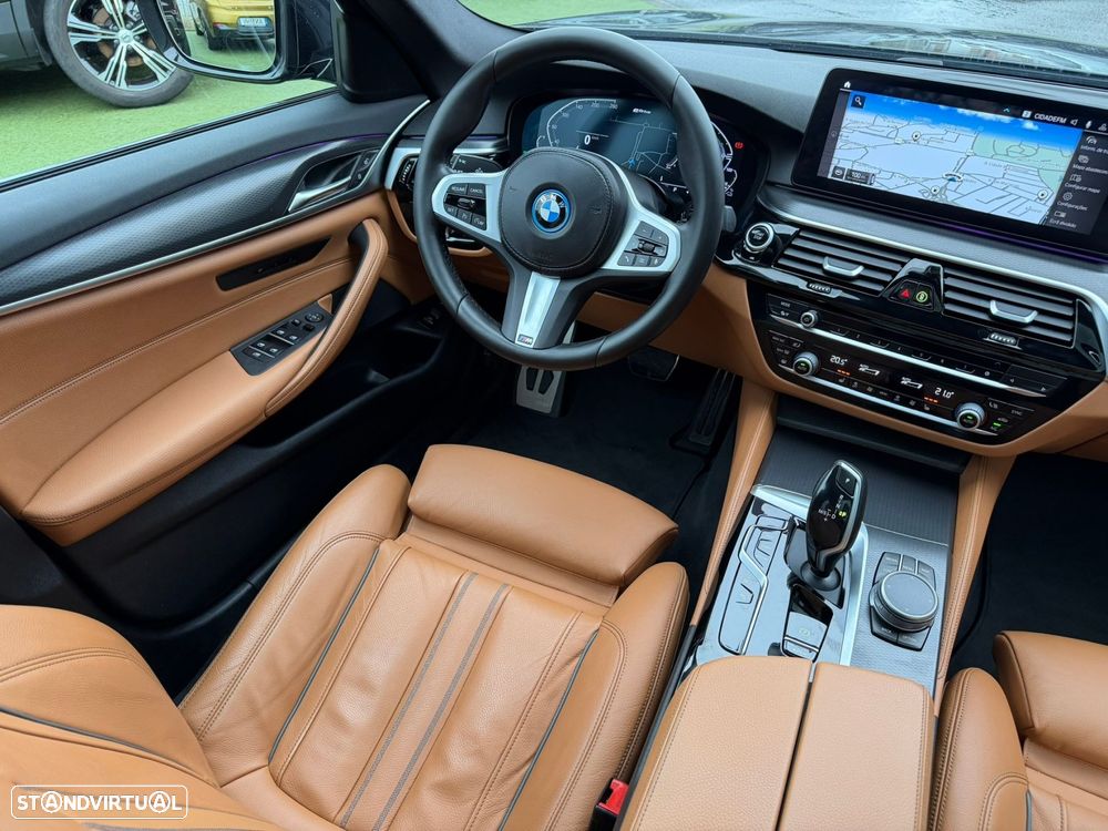 BMW 520 e Pack M - 28
