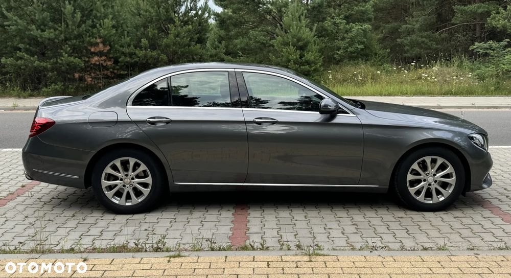 Mercedes-Benz Klasa E 200 T 9G-TRONIC Exclusive - 9