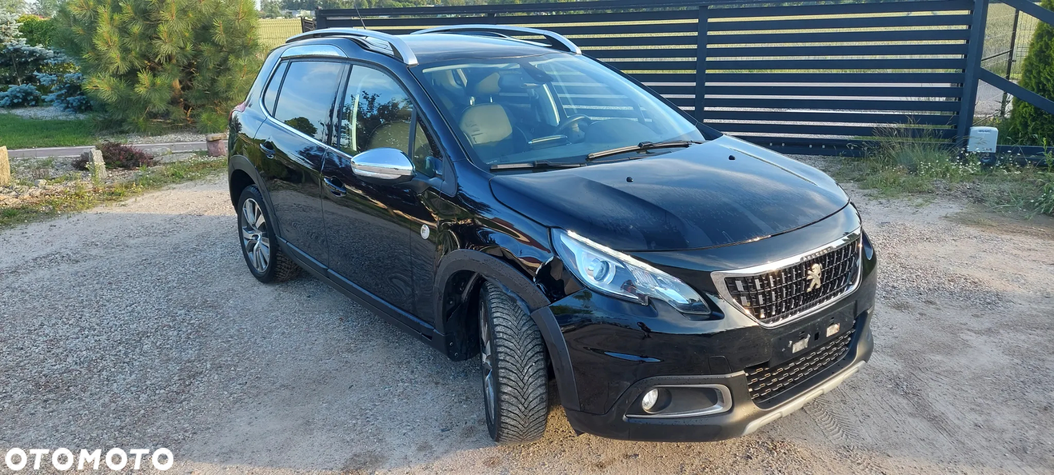 Peugeot 2008 - 13