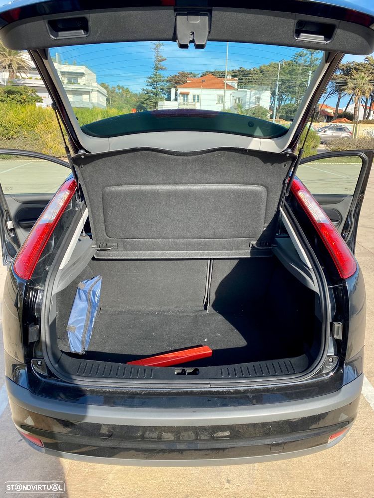 Ford Focus 1.4 16V Connection - 7