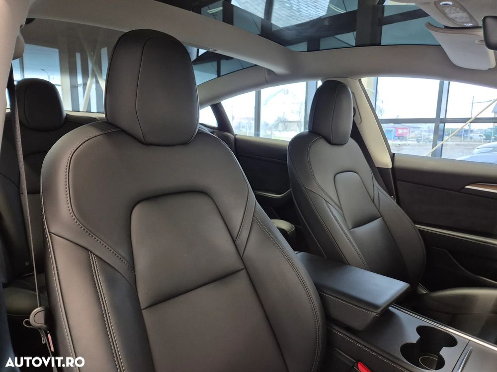 Tesla Model 3 Standard Reichweite Plus Hinterradantrieb - 11