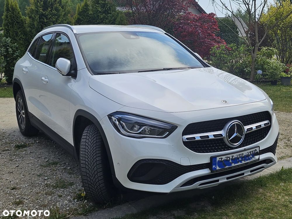 Mercedes-Benz GLA 200 Business Edition - 1