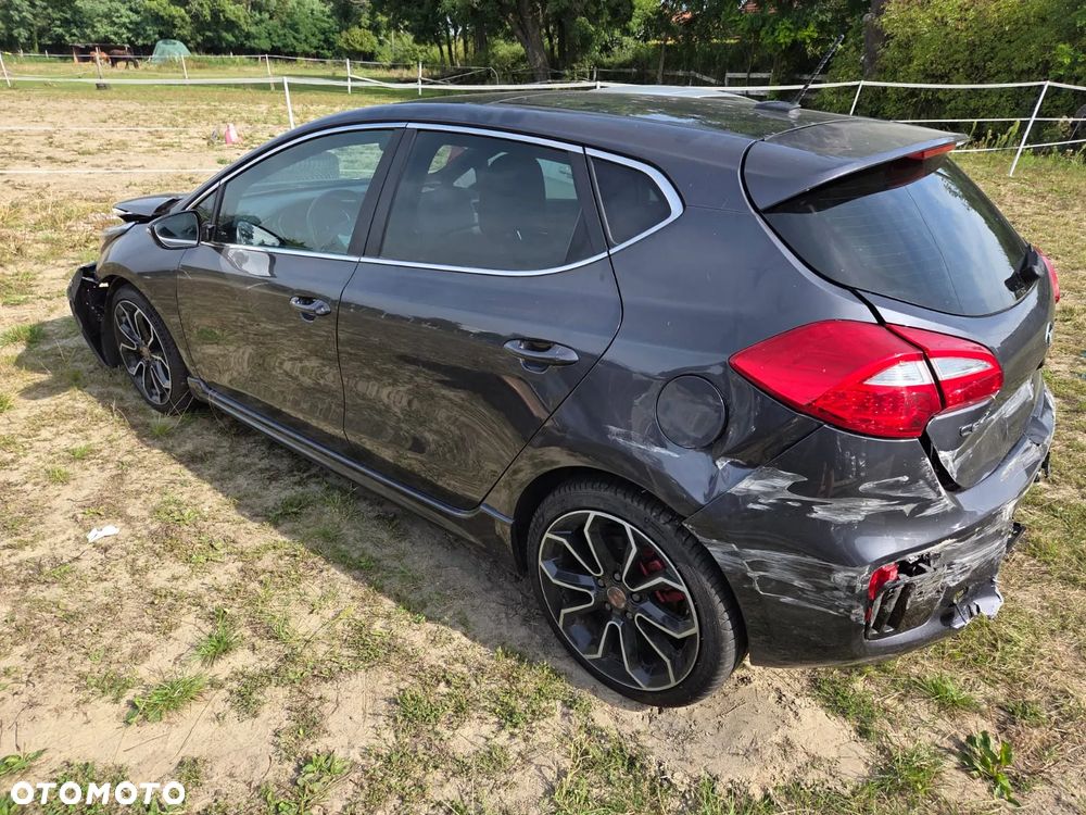 Kia Ceed 1.6 T-GDI GT-Track - 4