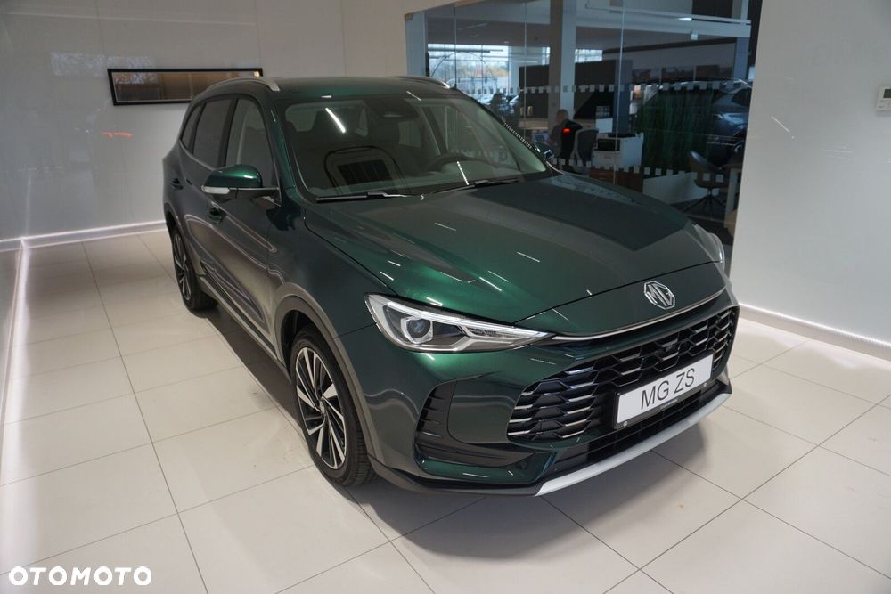 MG ZS Hybrid+ - 5