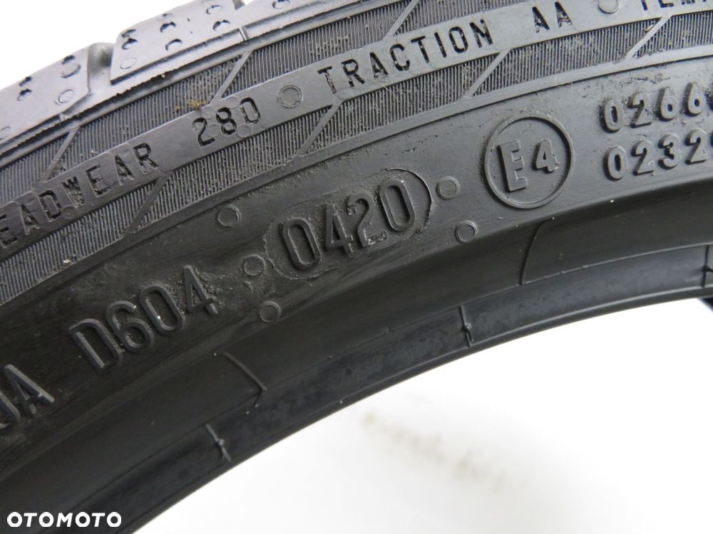 225/40R19 OPONA LETNIA CONTINENTAL CONTISPORTCONTACT 5 89W SSR RSC DOT: 0420. - 4