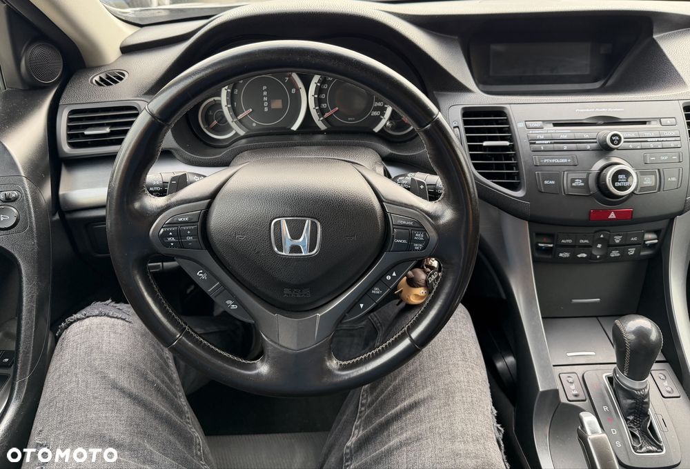 Honda Accord - 6