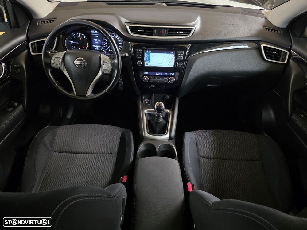 Nissan Qashqai 1.5 dCi N-Connecta - 12
