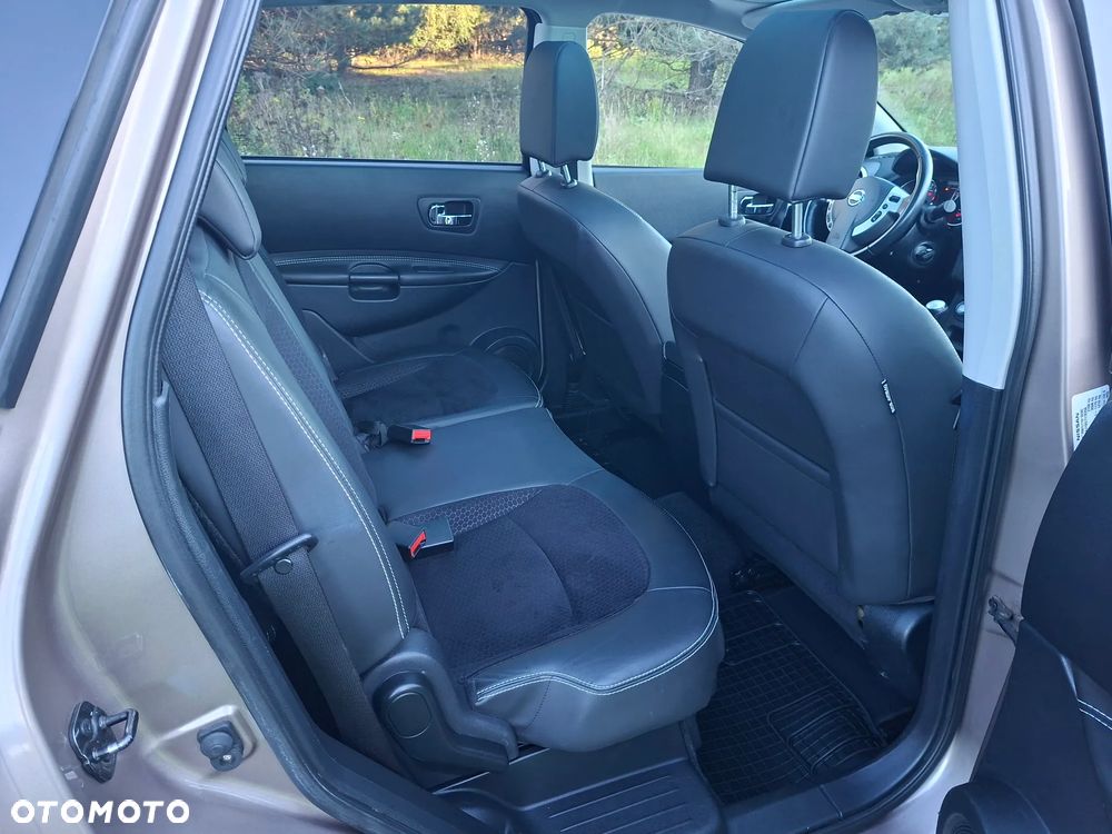 Nissan Qashqai+2 2.0 360 - 24
