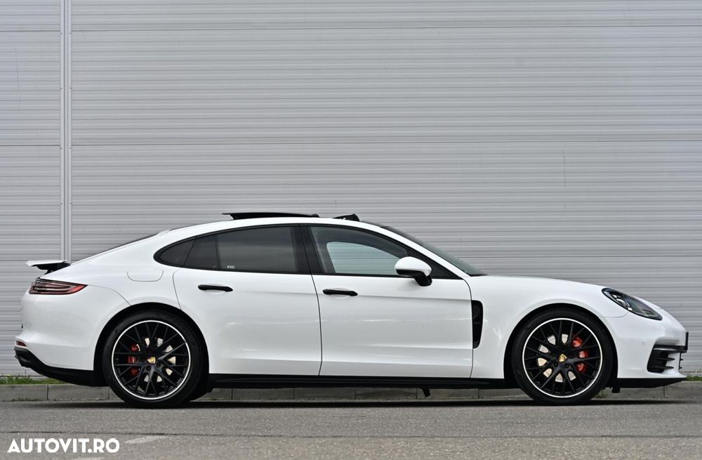 Porsche Panamera - 7