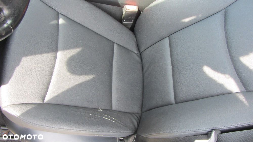 BMW X3 F25 FOTEL KIEROWCY ELEKTRYCZNY Z PAMIĘCIĄ CZARNA SKÓRA EUROPA/USA - 1