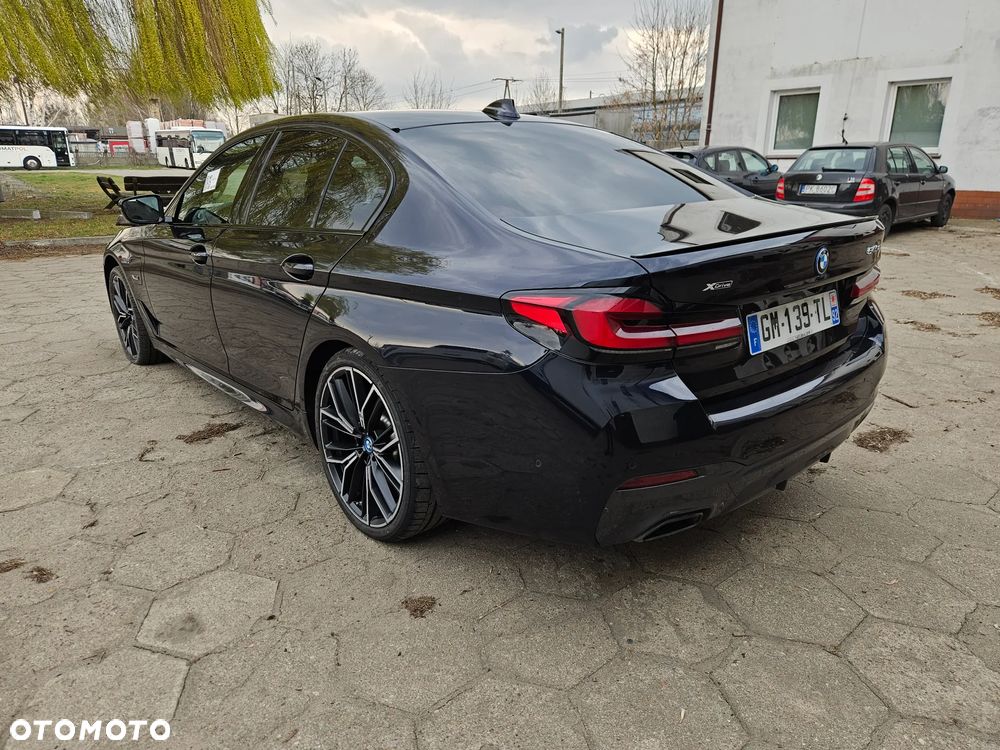 BMW Seria 5 545e xDrive M Sport sport - 3