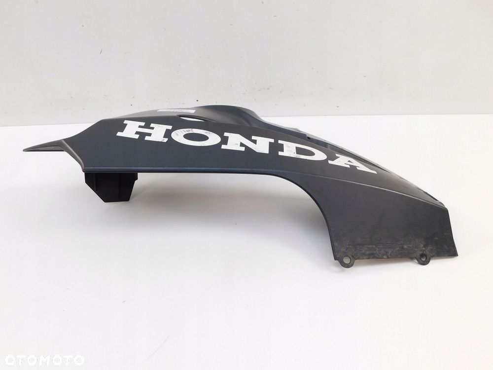 HONDA CBR 650F 14r. PŁUG PRAWY - 2