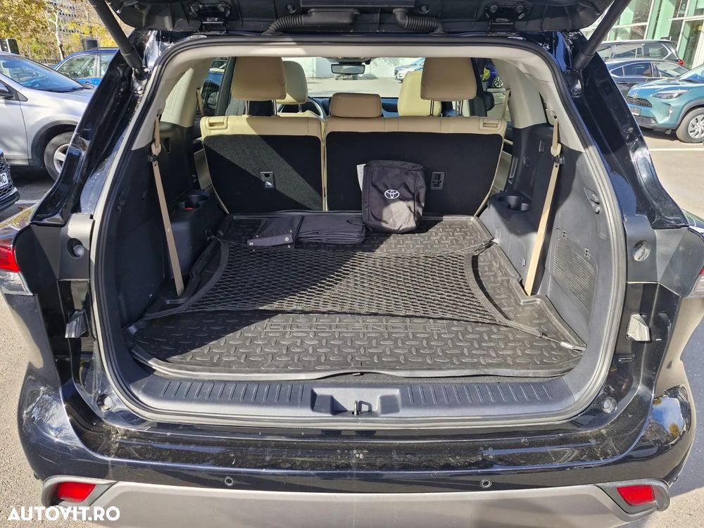 Toyota Highlander 2.5 L Hybrid Dynamic Force 248CP Luxury Metallic - 25