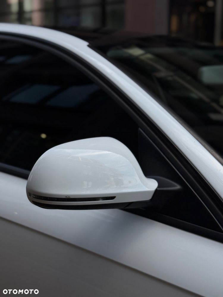 Audi A4 Limousine - 13