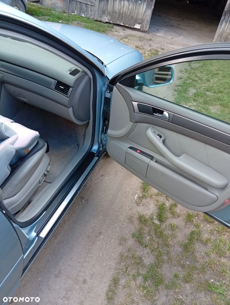 Audi A6 Limousine 2.4 Multitronic - 12