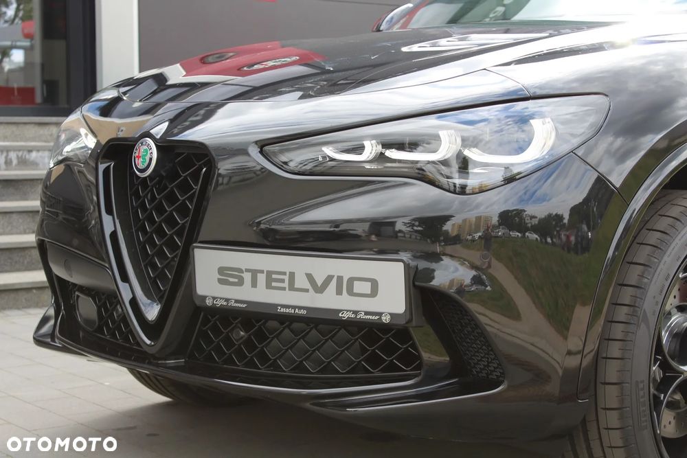 Alfa Romeo Stelvio 2.9 Bi Turbo V6 Quadrifoglio Q4 - 5