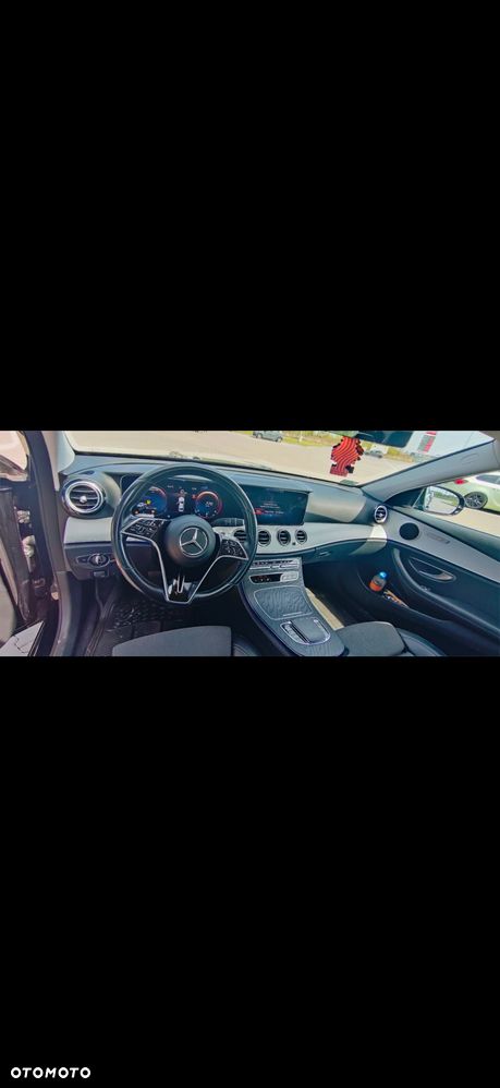 Mercedes-Benz Klasa E 220 d 4-Matic Avantgarde - 4