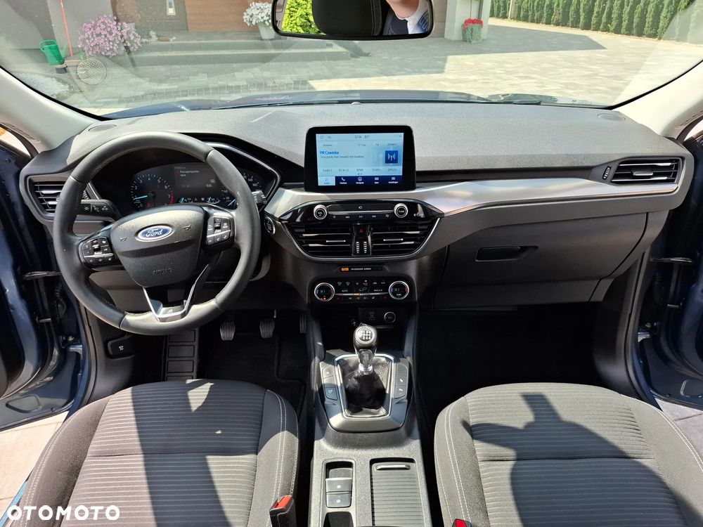 Ford Kuga 1.5 EcoBoost TITANIUM - 32