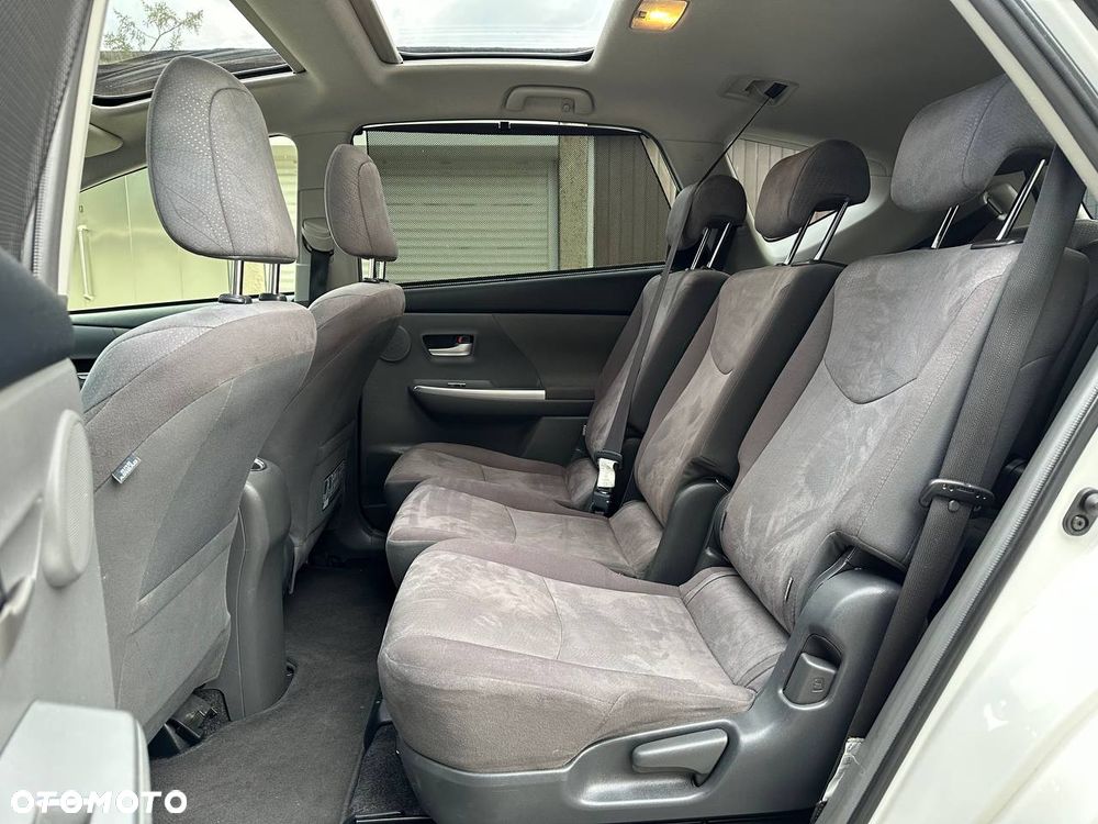 Toyota Prius+ - 7