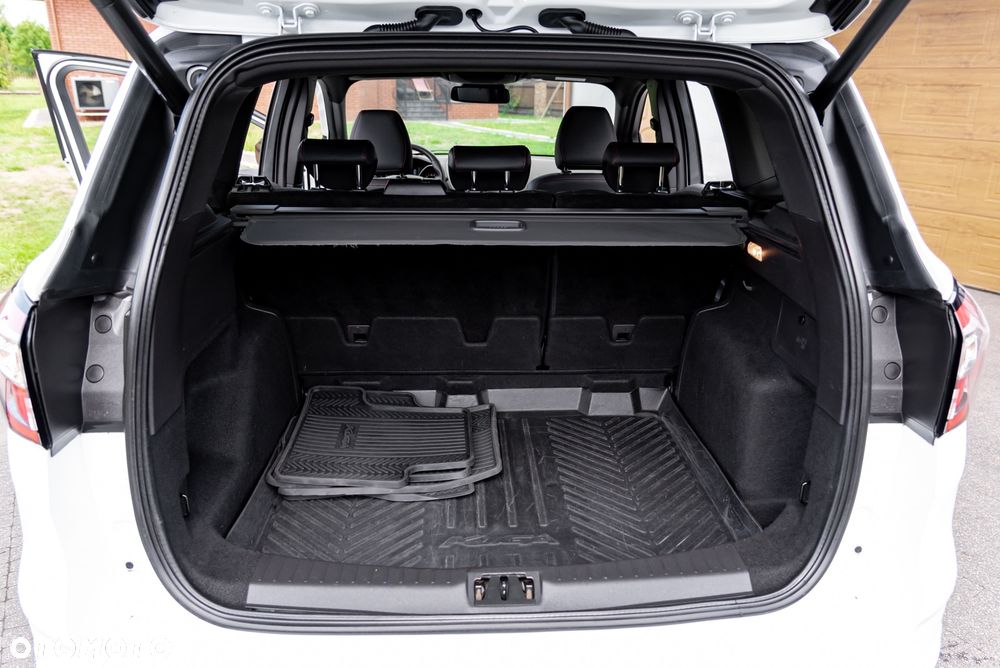 Ford Kuga - 18