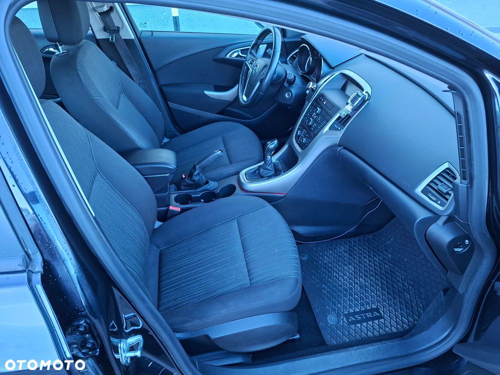 Opel Astra 1.4 Turbo - 12