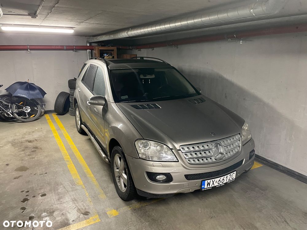 Mercedes-Benz ML 500 4-Matic - 2