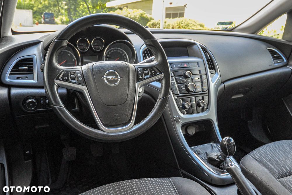 Opel Astra - 9