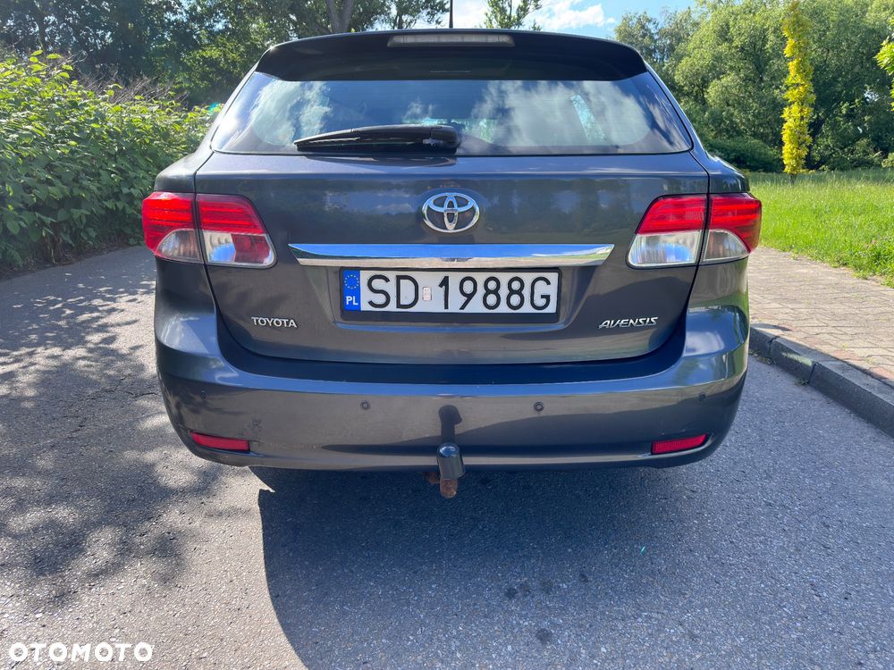 Toyota Avensis 2.0 D-4D Active - 5
