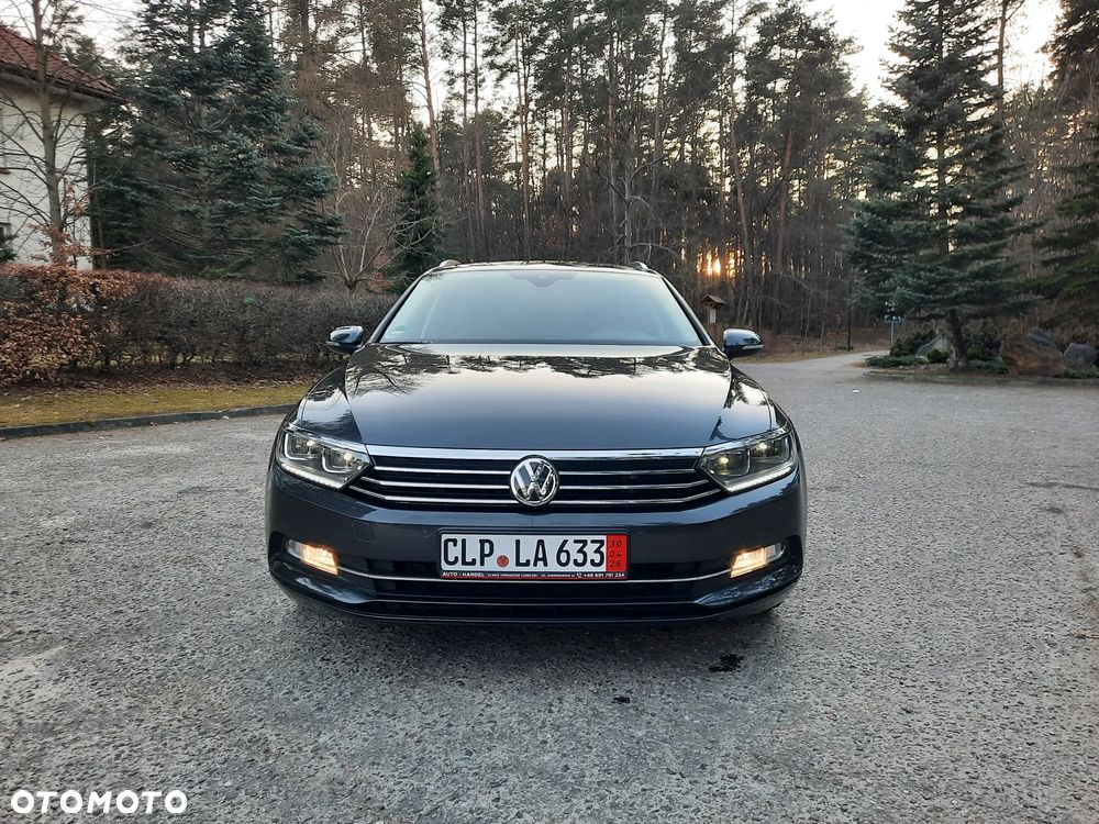 Volkswagen Passat - 15
