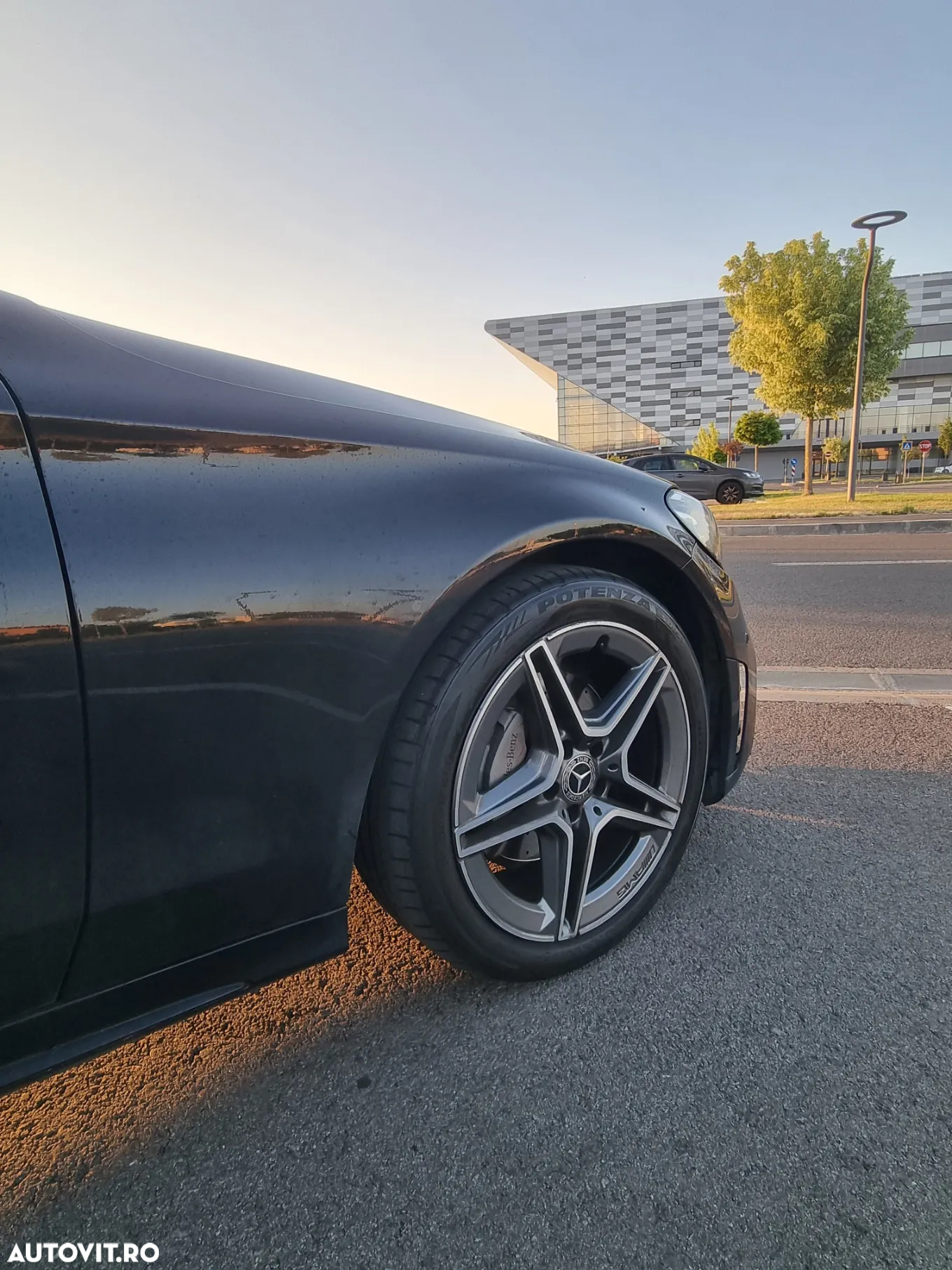 Mercedes-Benz C 180 d 9G-TRONIC AMG Line - 9