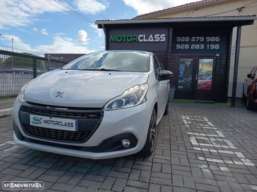 Peugeot 208 1.2 PureTech GT Line - 5