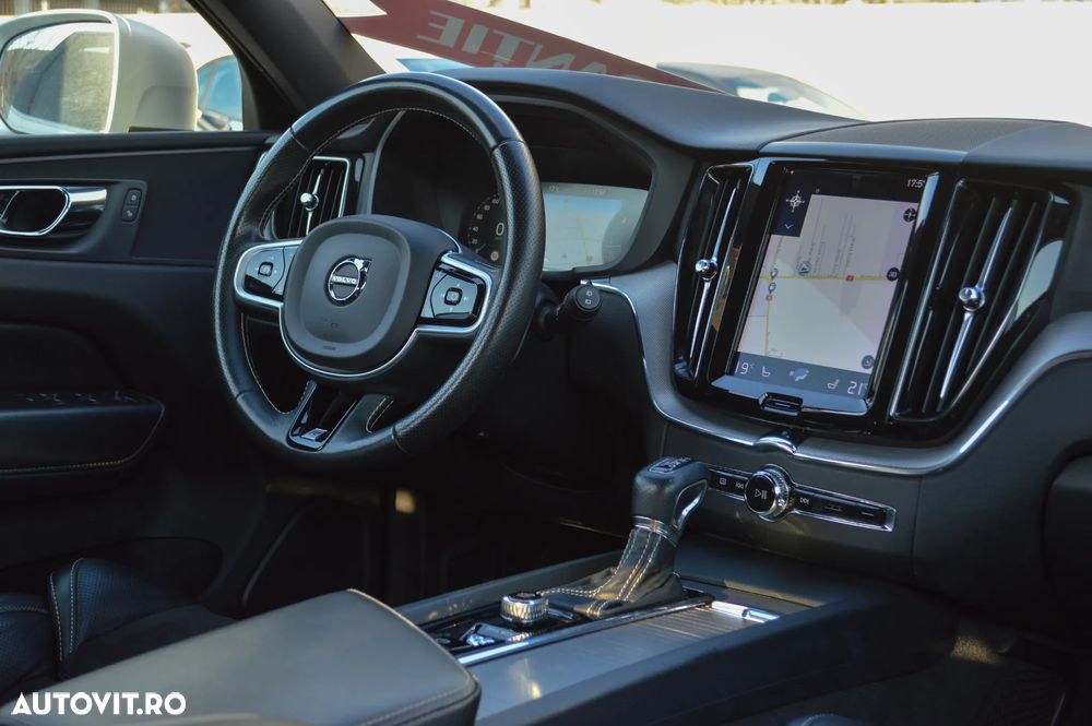 Volvo XC 60 D4 AWD Geartronic RDesign - 4