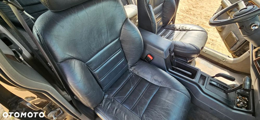 Jeep Cherokee - 11