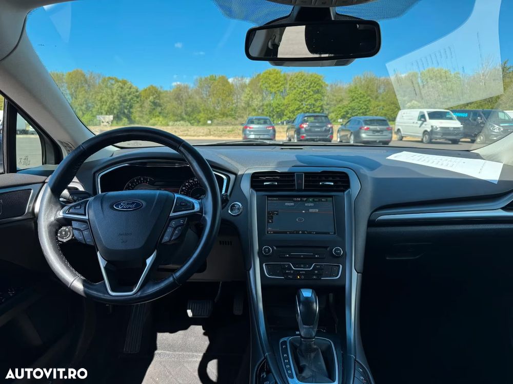 Ford Mondeo 2.0 TDCi Powershift Titanium - 13