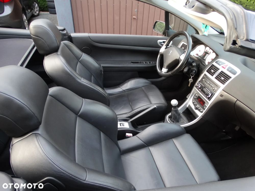 Peugeot 307 CC 110 Tendance - 17